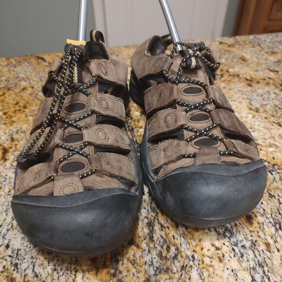 Keen Newport H2 Shoes Mens Size 8.5 Brown Waterproof Hiking Sandals Outdoors main image 9